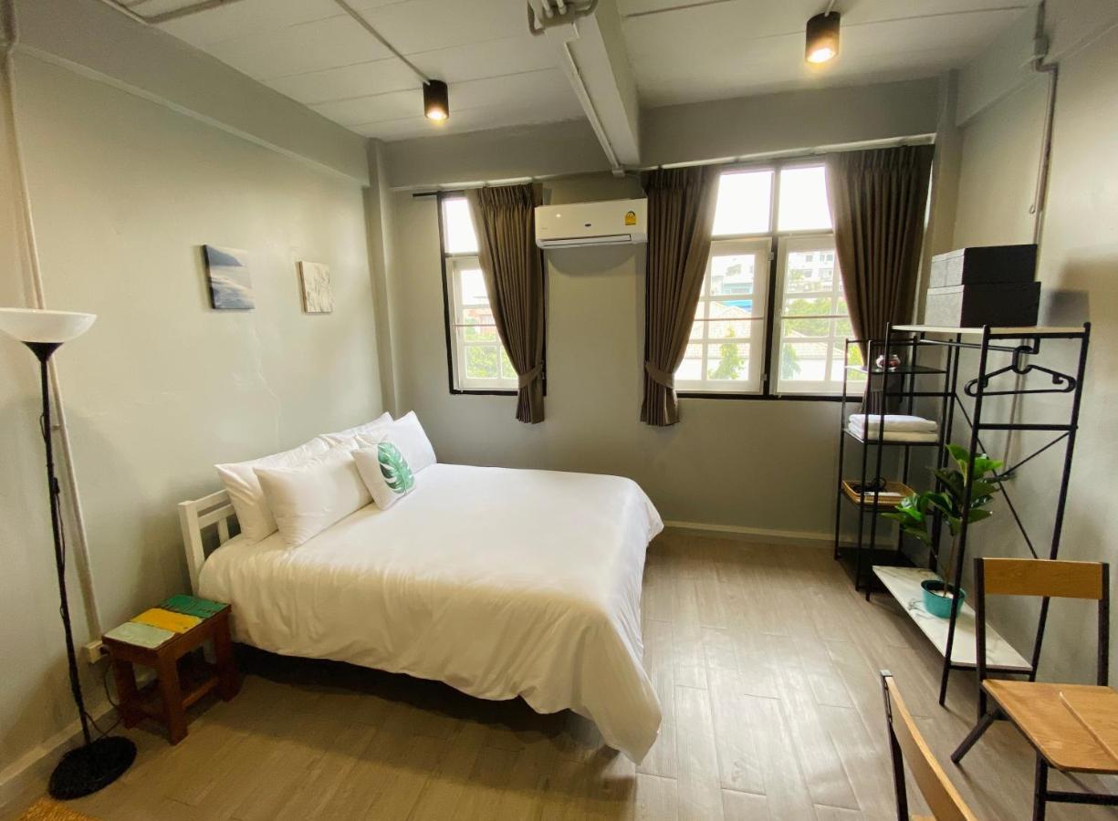 Bangpho Story Hostel Bangkok Exterior photo